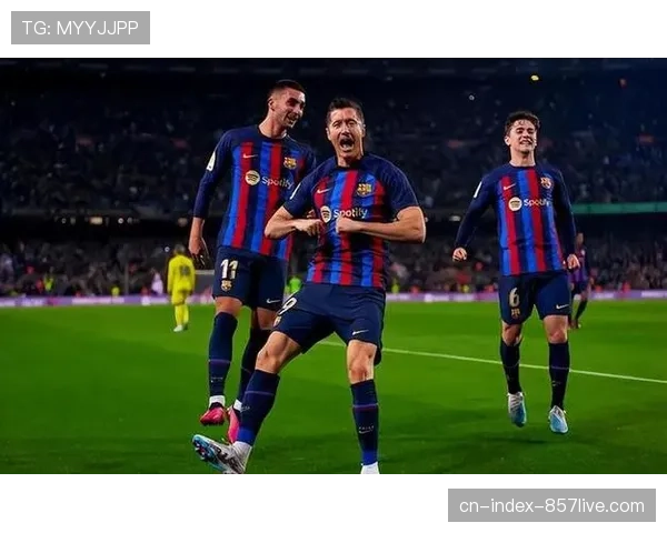 巴萨中场双核德容佩德里缺阵 阵容深度受关注